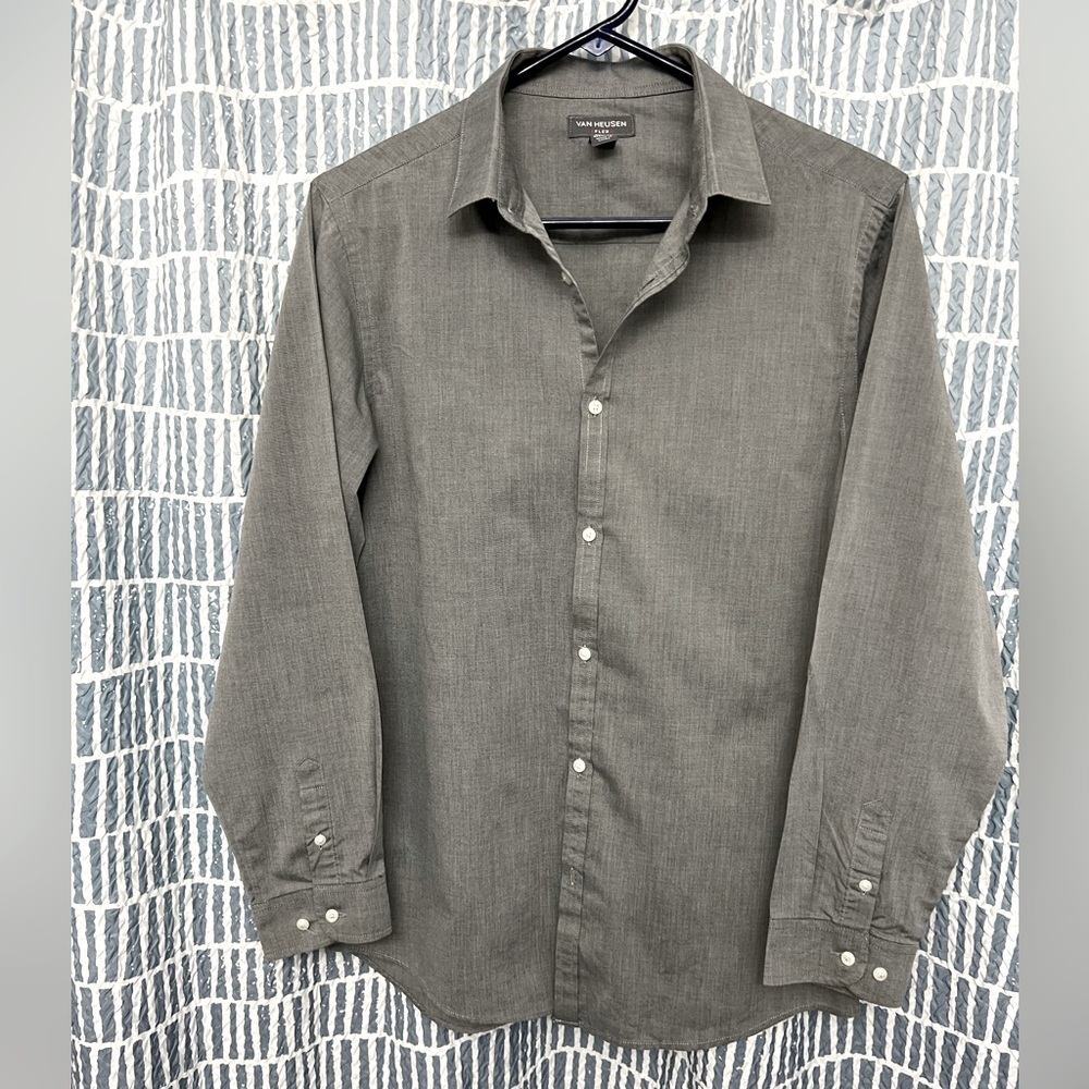 Van Heusen YXL button down dress shirt